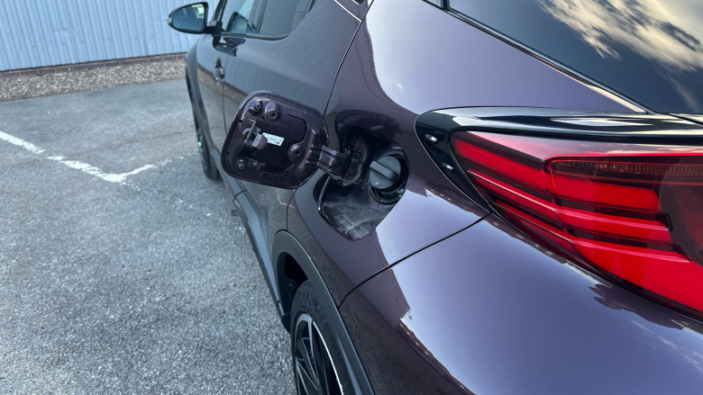 Toyota C-HR 1.8 Hybrid GR Sport 5dr CVT Hybrid Hatchback